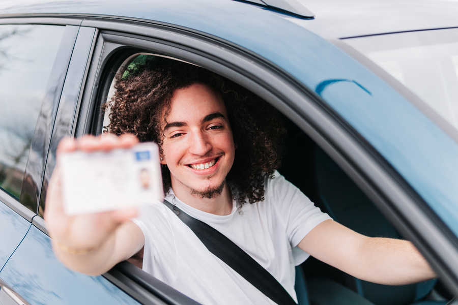 How to Apply for Your UK Provisional Driving Licence in 2025