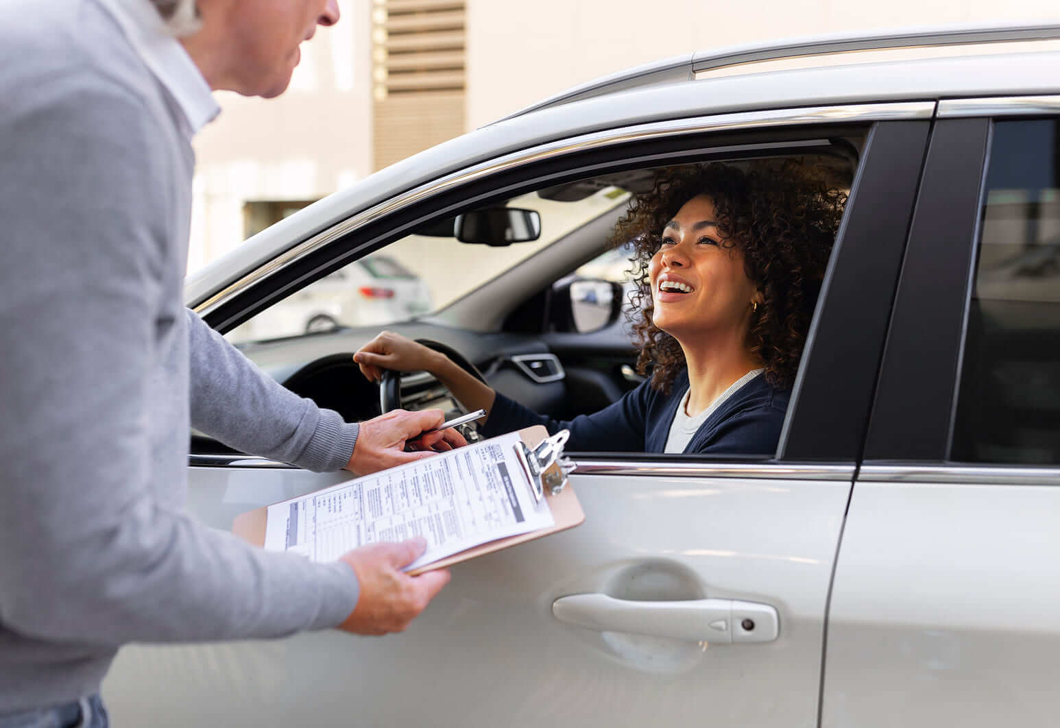 manual driving lessons wimbledon and professional instruction